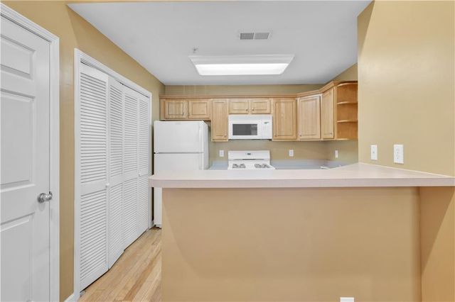 1343 Orchard Park Drive, Stone Mountain, GA 30083