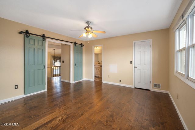 2 Carriage Road, Clifton Park, NY 12065