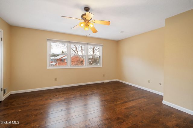 2 Carriage Road, Clifton Park, NY 12065