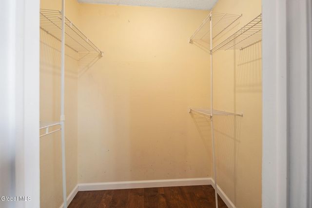 2 Carriage Road, Clifton Park, NY 12065