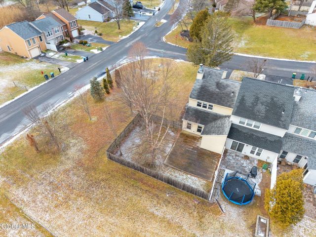 2 Carriage Road, Clifton Park, NY 12065