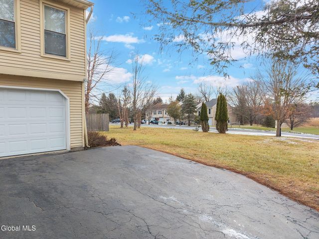 2 Carriage Road, Clifton Park, NY 12065