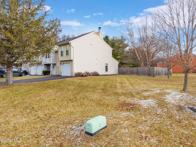 2 Carriage Road, Clifton Park, NY 12065