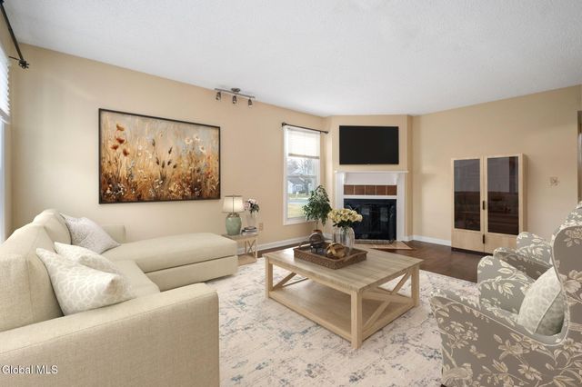 2 Carriage Road, Clifton Park, NY 12065