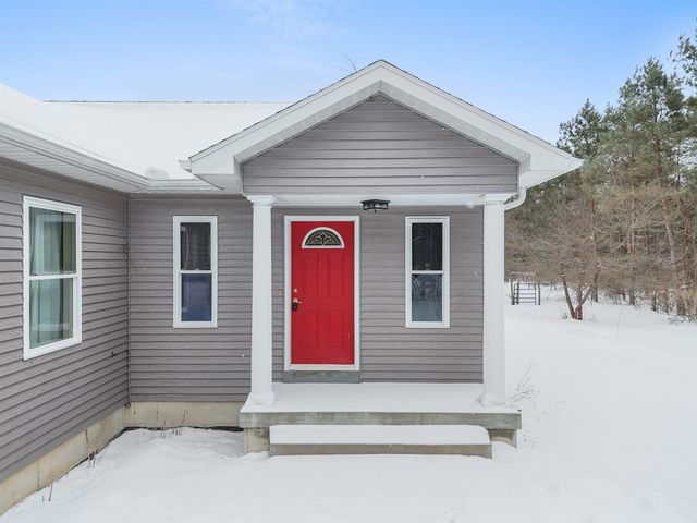 8530 Homestead Road, Benzonia, MI 49616