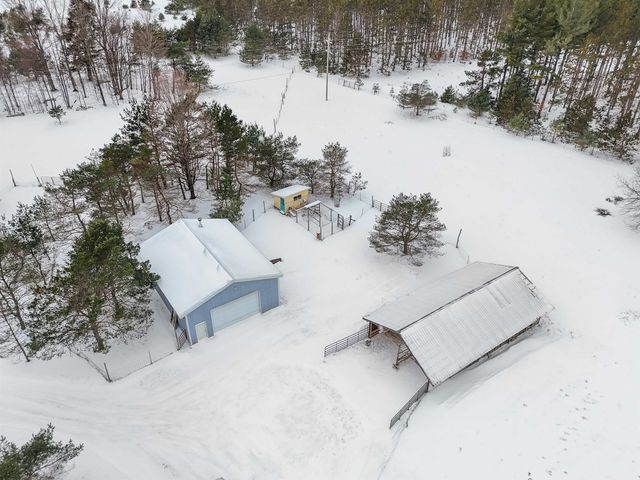 8530 Homestead Road, Benzonia, MI 49616