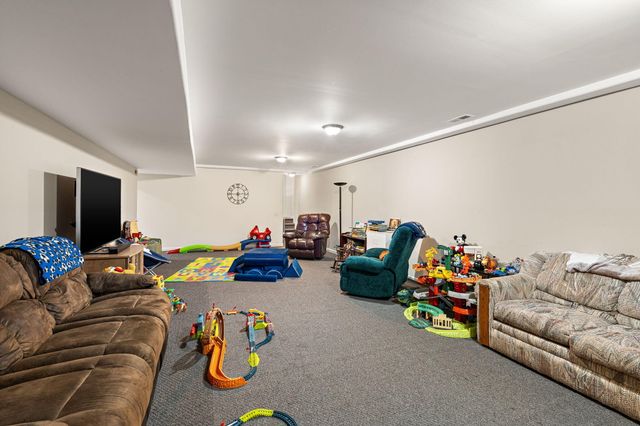 1440 Bohling Place, Crown Point, IN 46307