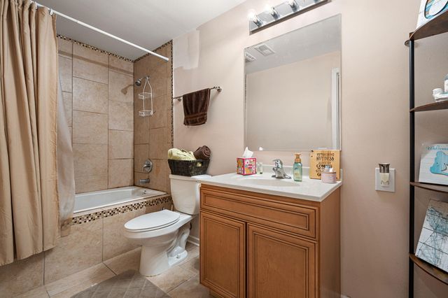 1440 Bohling Place, Crown Point, IN 46307
