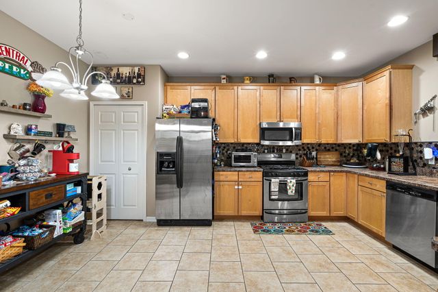 1440 Bohling Place, Crown Point, IN 46307