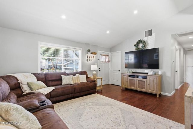 1104 Cavalier Avenue, Simi Valley, CA 93065
