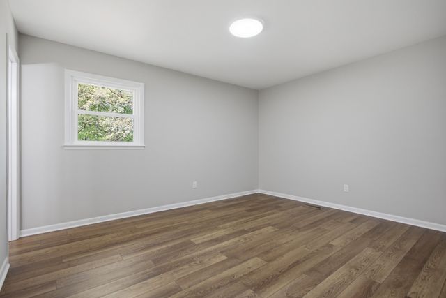 1416 Oakmont Circle, Centerville, TN 37033