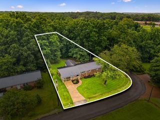 1416 Oakmont Circle, Centerville, TN 37033
