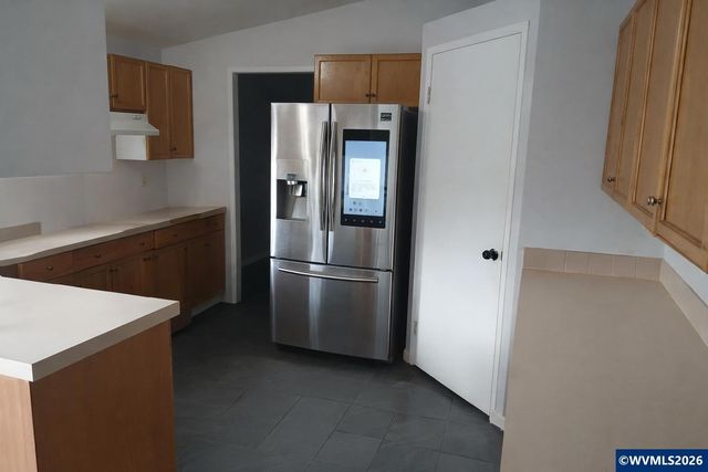 484 Bermuda Ln NE, Salem, OR 97301