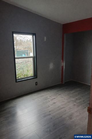 484 Bermuda Ln NE, Salem, OR 97301