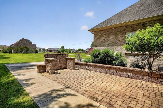 139 Chestnut Oak Ave, Smithville, TN 37166