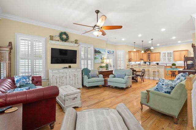 7 Gillette Pl., Murrells Inlet, SC 29576