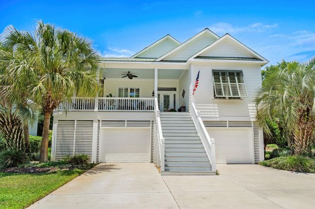 7 Gillette Pl., Murrells Inlet, SC 29576