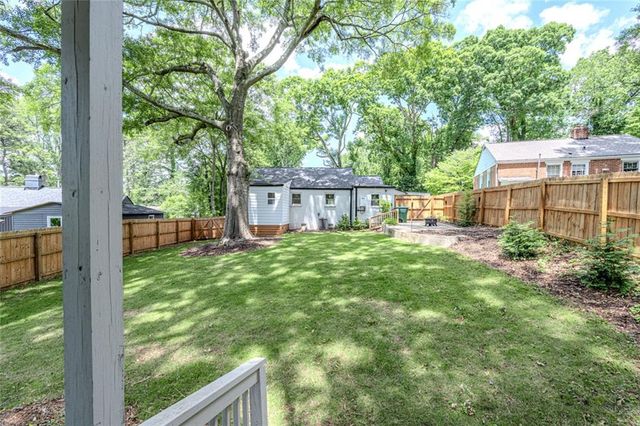 650 Campbell Circle, Atlanta, GA 30354