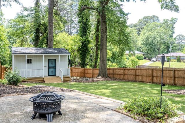 650 Campbell Circle, Atlanta, GA 30354