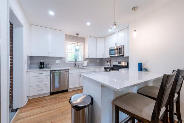 650 Campbell Circle, Atlanta, GA 30354