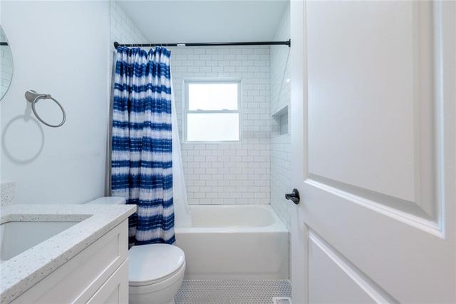 650 Campbell Circle, Atlanta, GA 30354