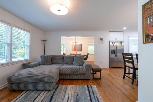 650 Campbell Circle, Atlanta, GA 30354