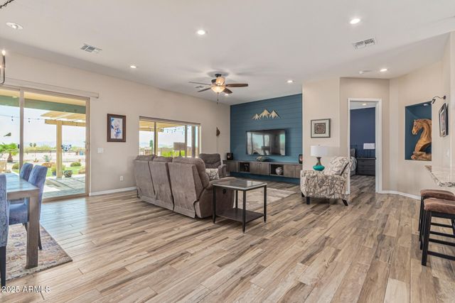 20319 W MORNING VISTA Drive, Wittmann, AZ 85361