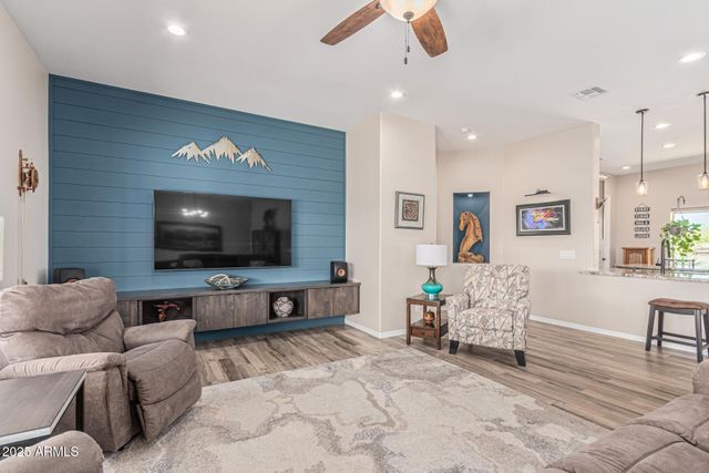 20319 W MORNING VISTA Drive, Wittmann, AZ 85361