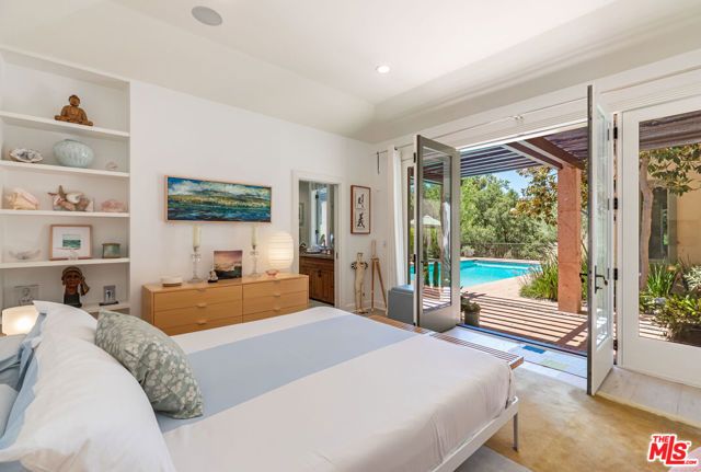 1045 Cold Canyon Road, Calabasas, CA 91302