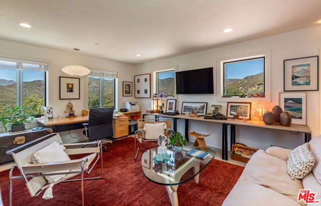 1045 Cold Canyon Road, Calabasas, CA 91302