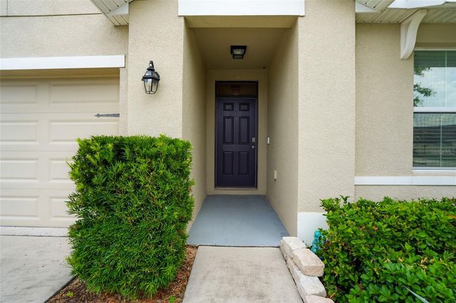 35803 HILLBROOK AVENUE, Zephyrhills, FL 33541
