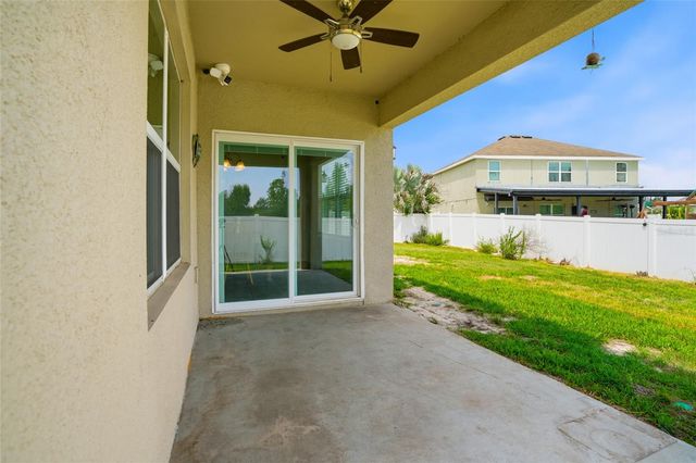 35803 HILLBROOK AVENUE, Zephyrhills, FL 33541