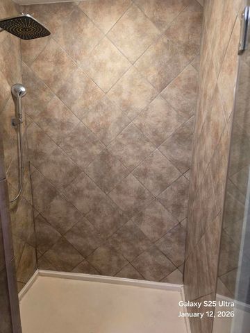 8185 4Th Street, Laurel Hill, FL 32567