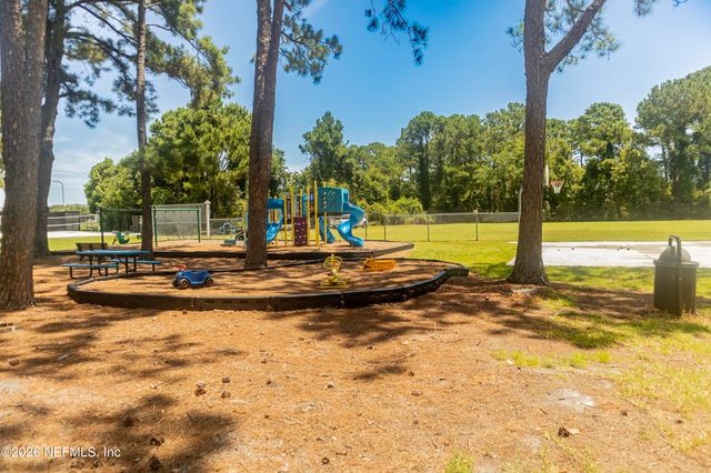 1714 ASHMORE GREEN Drive, Jacksonville, FL 32246