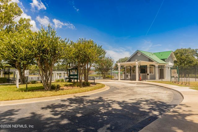 1714 ASHMORE GREEN Drive, Jacksonville, FL 32246