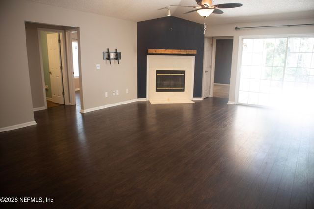 1714 ASHMORE GREEN Drive, Jacksonville, FL 32246