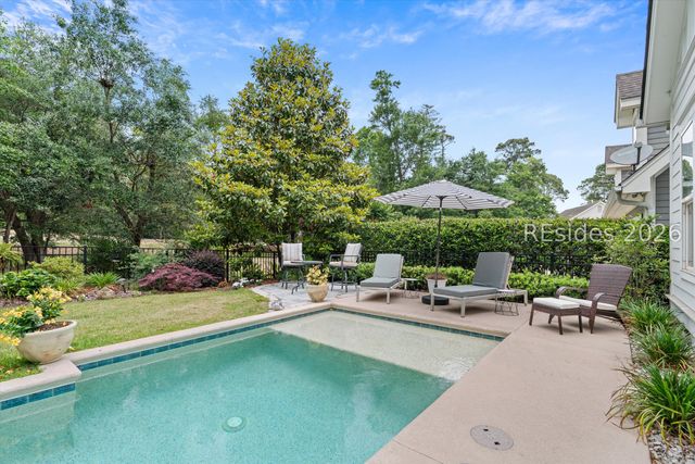 18 Tucker Ridge Ct, Hilton Head Island, SC 29926