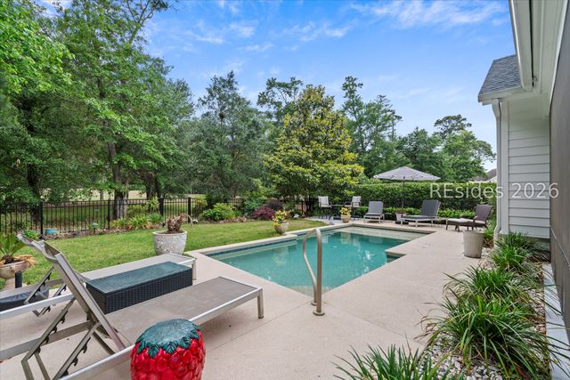 18 Tucker Ridge Ct, Hilton Head Island, SC 29926