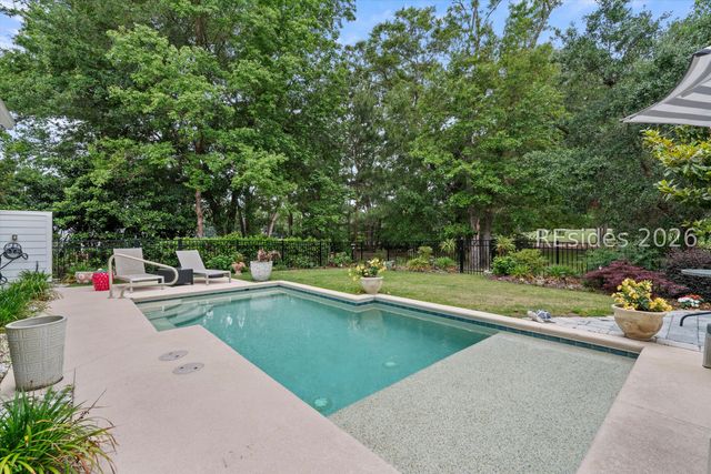 18 Tucker Ridge Ct, Hilton Head Island, SC 29926