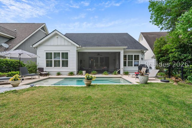 18 Tucker Ridge Ct, Hilton Head Island, SC 29926
