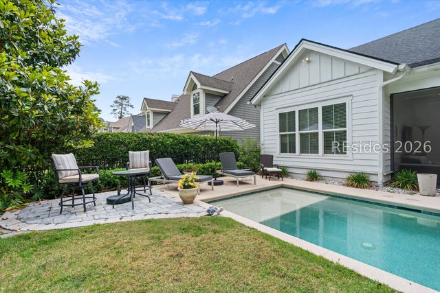18 Tucker Ridge Ct, Hilton Head Island, SC 29926