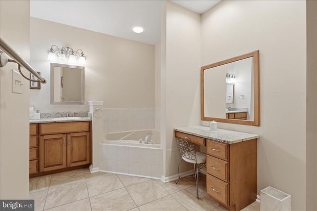 1844 MERIDIAN DR, Hagerstown, MD 21742