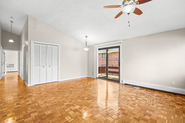 11 Ridge Rd 3, Lincoln, MA 01773