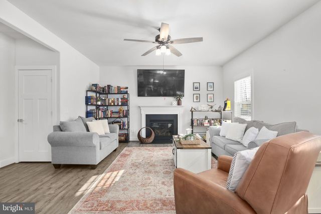 6710 GINSENG LN, King George, VA 22485