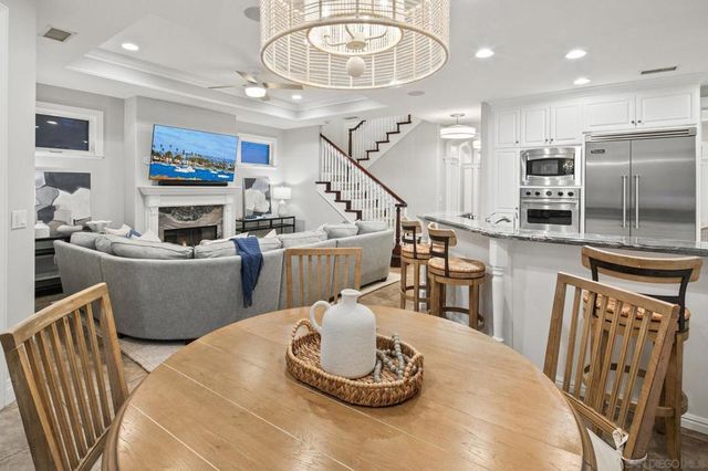 861 B Avenue, Coronado, CA 92118