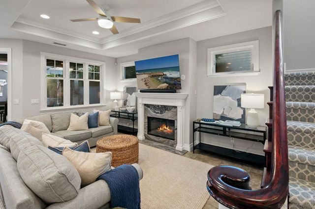 861 B Avenue, Coronado, CA 92118