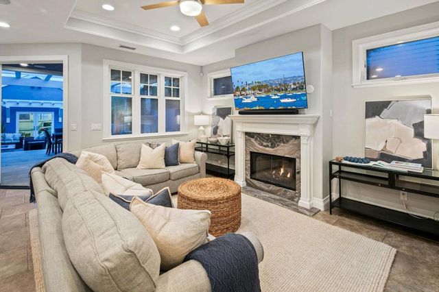 861 B Avenue, Coronado, CA 92118