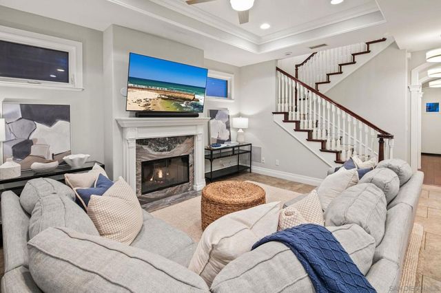 861 B Avenue, Coronado, CA 92118