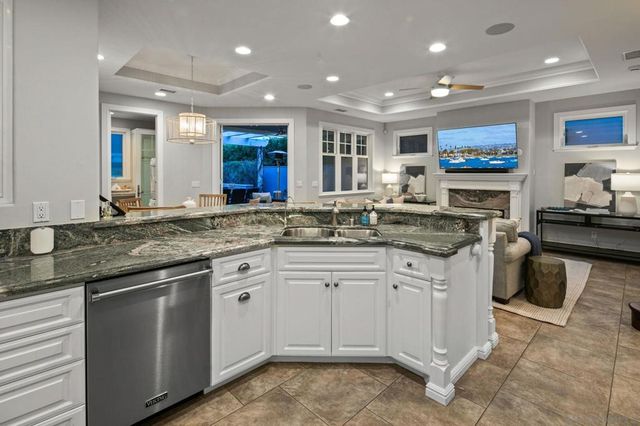 861 B Avenue, Coronado, CA 92118