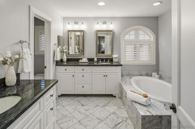 861 B Avenue, Coronado, CA 92118